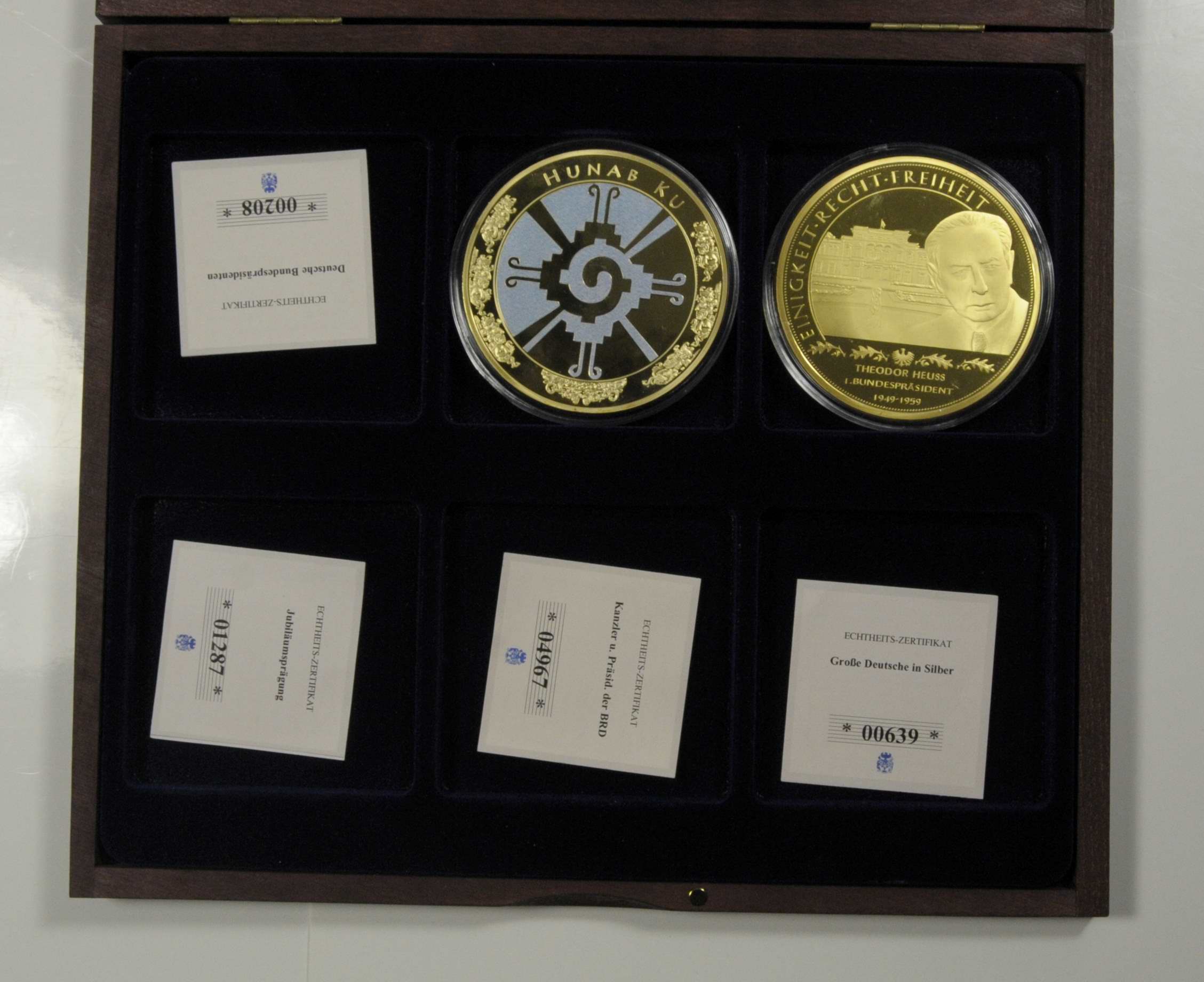 Lot 9577 - sammlungen Medaillen - Deutschland -  Auktionshaus Ulrich Felzmann GmbH & Co. KG Coins single lots